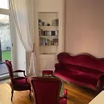 Les Hotes D'eloise Pensjonat