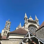 게스트하우스 Les Hotes D'eloise