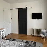 게스트하우스 Les Hotes D'eloise