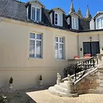 Les Hotes D'eloise 게스트하우스 3*