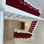 Les Hotes D'eloise