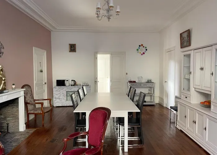 Les Hotes D'eloise Guest house 3*