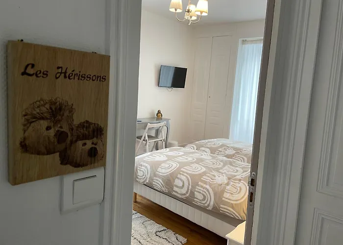 Les Hotes D'eloise 3*