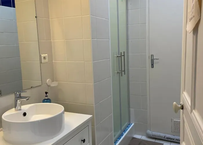 Les Hotes D'eloise Laon