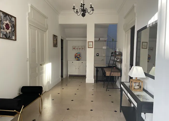 Les Hotes D'eloise Guest house 3*